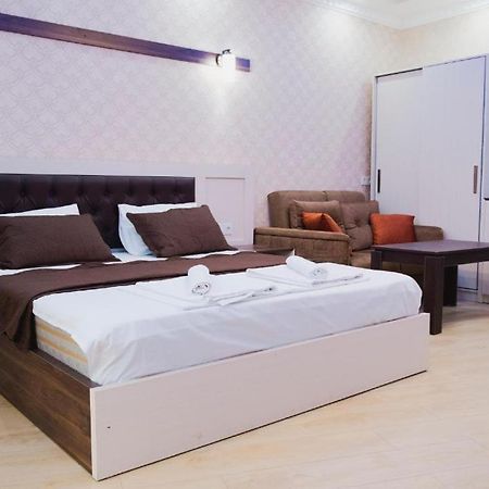 Emeg Hotel And Restaurant Batumi Kültér fotó