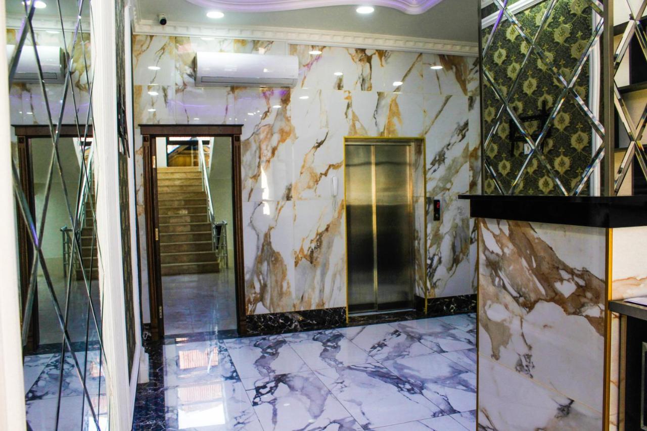 Emeg Hotel And Restaurant Batumi Kültér fotó