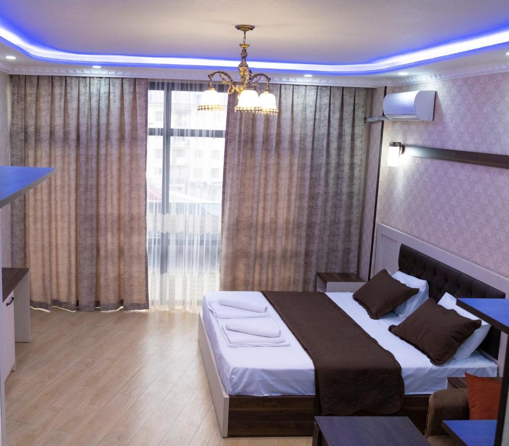 Emeg Hotel And Restaurant Batumi Kültér fotó