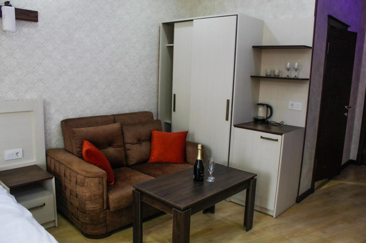 Emeg Hotel And Restaurant Batumi Kültér fotó